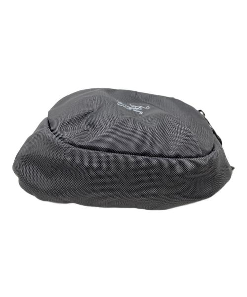 ARC'TERYX（アークテリクス）ARC'TERYX (アークテリクス) ショルダーバッグ Maka 2 Waistpack（マカ 2 ウエストパック） グレー サイズ:実寸サイズにてご確認ください。の古着・服飾アイテム