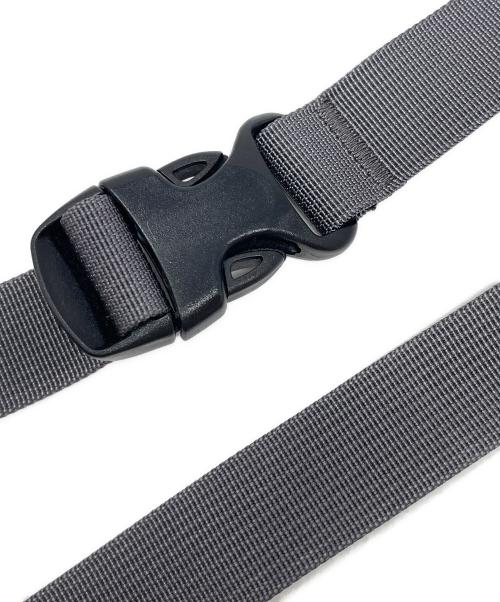 ARC'TERYX（アークテリクス）ARC'TERYX (アークテリクス) ショルダーバッグ Maka 2 Waistpack（マカ 2 ウエストパック） グレー サイズ:実寸サイズにてご確認ください。の古着・服飾アイテム