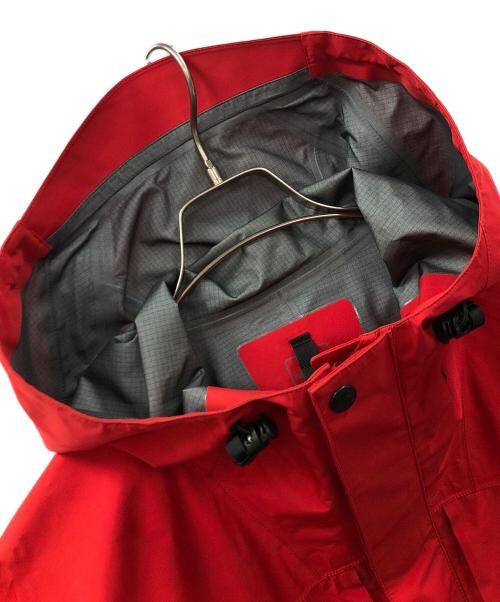 THE NORTH FACE（ザ ノース フェイス）THE NORTH FACE (ザ ノース フェイス) マウンテンパーカー オールマウンテンジャケット サミットシリーズ レッド サイズ:Lの古着・服飾アイテム