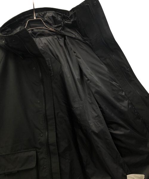 CANADA GOOSE（カナダグース）CANADA GOOSE (カナダグース) マウンテンパーカー ロックポート ジャケット ブラック サイズ:XLの古着・服飾アイテム