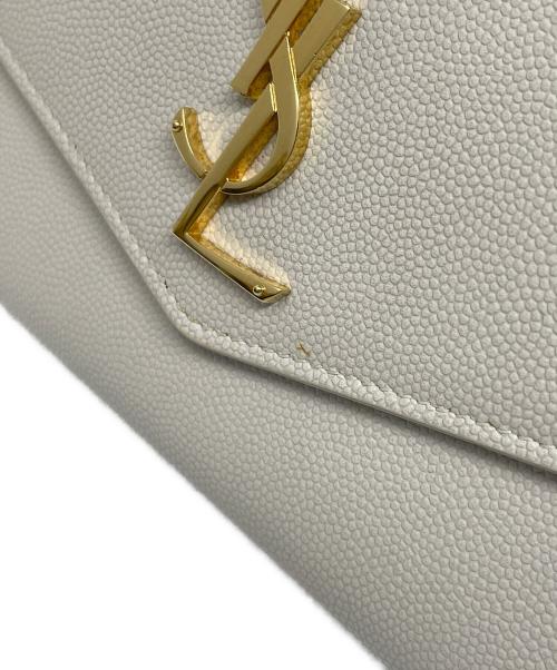 Saint Laurent Paris（サンローランパリ）Saint Laurent Paris (サンローランパリ) ショルダーバッグ アップタウン チェーンウォレット ベージュ サイズ:実寸サイズにてご確認ください。の古着・服飾アイテム
