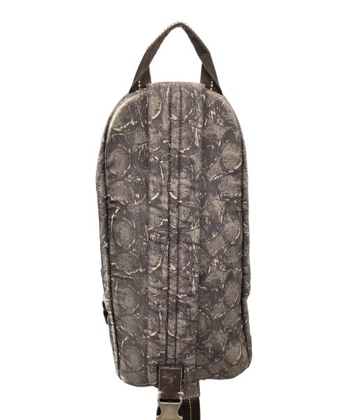 COACH（コーチ）COACH (コーチ) ボディーバッグ ヴァリックナイロンスリング オリーブ サイズ:実寸サイズにてご確認ください。の古着・服飾アイテム