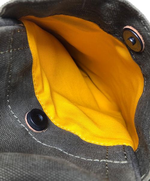 Vivienne Westwood（ヴィヴィアンウエストウッド）Vivienne Westwood (ヴィヴィアンウエストウッド) ショルダーバッグ ORB STARS(オーブスターズ) オリーブ サイズ:実寸サイズにてご確認ください。の古着・服飾アイテム