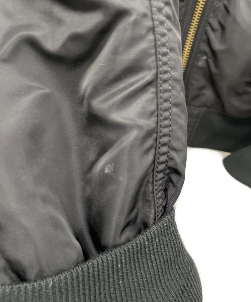 ALPHA INDUSTRIES（アルファインダストリーズ）ALPHA INDUSTRIES (アルファインダストリーズ) B-15 フライトジャケット ブラック サイズ:Mの古着・服飾アイテム