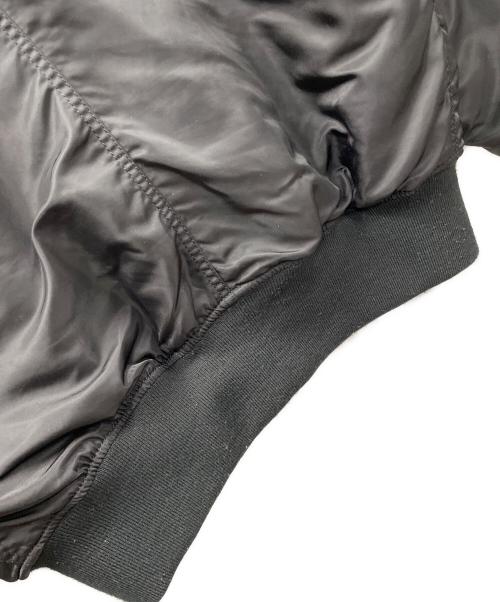 ALPHA INDUSTRIES（アルファインダストリーズ）ALPHA INDUSTRIES (アルファインダストリーズ) B-15 フライトジャケット ブラック サイズ:Mの古着・服飾アイテム