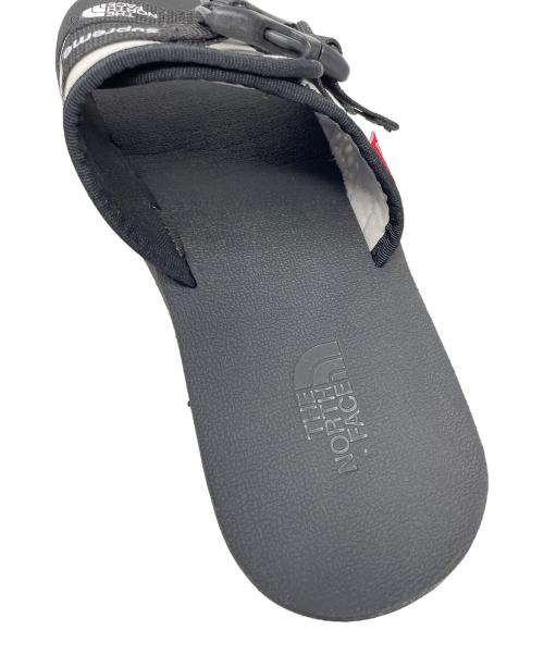 THE NORTH FACE（ザ ノース フェイス）THE NORTH FACE (ザ ノース フェイス) SUPREME (シュプリーム) トレッキングサンダル ブラック×アイボリー サイズ:27cmの古着・服飾アイテム