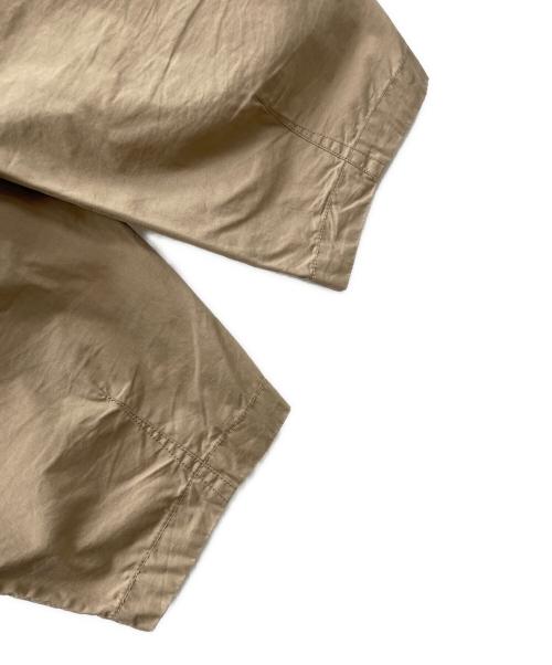 THE NORTHFACE PURPLELABEL（ザ・ノースフェイス パープルレーベル）THE NORTHFACE PURPLELABEL (ザ・ノースフェイス パープルレーベル) シャーリングパンツ Ripstop Shirred Waist Pants（リップストップ シャード ウエスト パンツ） ベージュ サイズ:32の古着・服飾アイテム