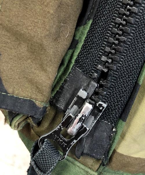US ARMY（ユーエスアーミー）US ARMY (ユーエスアーミー) ミリタリージャケット オリーブ サイズ:MEDIUM-REGULARの古着・服飾アイテム