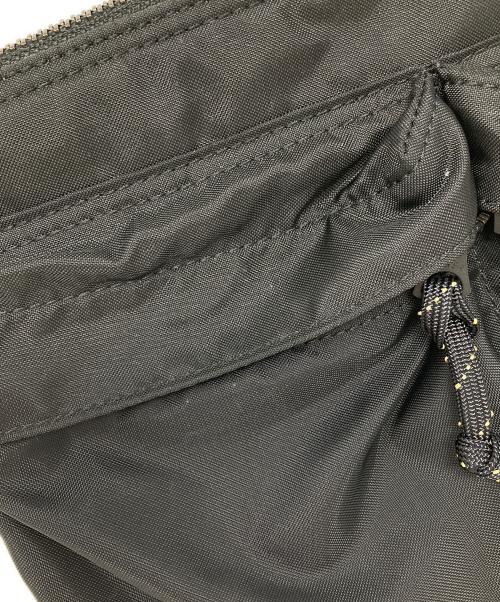 PORTER（ポーター）PORTER (ポーター) ショルダーバッグ FORCE SHOULDER BAG（フォース ショルダー バッグ） ブラック サイズ:実寸サイズにてご確認ください。の古着・服飾アイテム