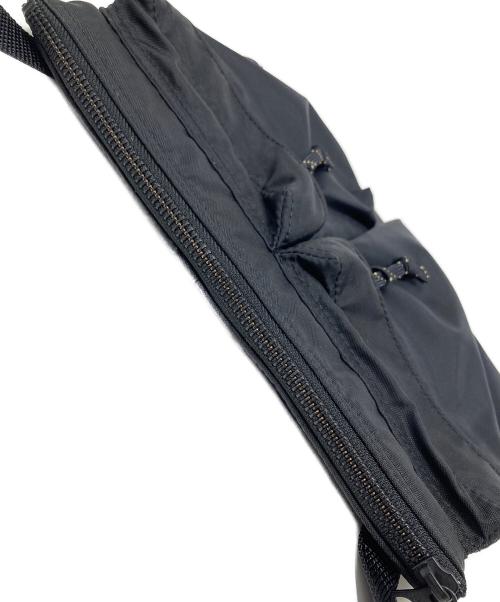 PORTER（ポーター）PORTER (ポーター) ショルダーバッグ FORCE SHOULDER BAG（フォース ショルダー バッグ） ブラック サイズ:実寸サイズにてご確認ください。の古着・服飾アイテム