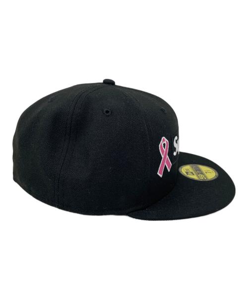 New Era（ニューエラ）New Era (ニューエラ) SUPREME (シュプリーム) キャップ ピンクリボン ブラック サイズ:7 1/2の古着・服飾アイテム