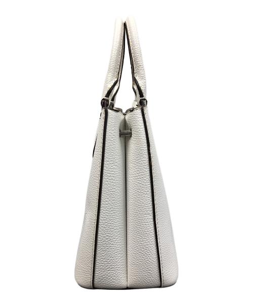 MICHAEL KORS（マイケル・コース）MICHAEL KORS (マイケル・コース) 2WAYバッグ ハンドバッグ ショルダーバッグ ADELE MD MESSENGER（アデル ミディアム メッセンジャー） ホワイト サイズ:実寸サイズにてご確認ください。の古着・服飾アイテム