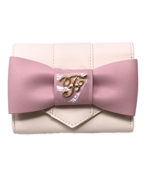 Maison de FLEUR（メゾンドフルール）Maison de FLEUR (メゾンドフルール) 3つ折り財布 ベルトリボンウォレット ピンク サイズ:実寸サイズにてご確認ください。 未使用品の古着・服飾アイテム