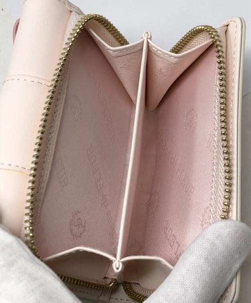 Maison de FLEUR（メゾンドフルール）Maison de FLEUR (メゾンドフルール) 3つ折り財布 ベルトリボンウォレット ピンク サイズ:実寸サイズにてご確認ください。 未使用品の古着・服飾アイテム