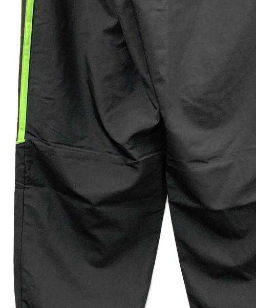 adidas（アディダス）adidas (アディダス) ジャージパンツ チームガイスト アディカラー トラックパンツ ブラック×グリーン サイズ:M 未使用品の古着・服飾アイテム