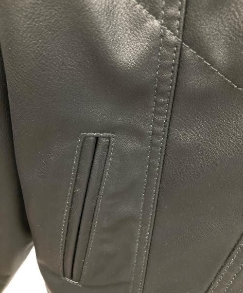 LEVI'S（リーバイス）LEVI'S (リーバイス) レザージャケット JAPAN LIMITED LEATHER TRUCKER JACKET（ジャパン リミテッド レザー トラッカー ジャケット） ブラック サイズ:Sの古着・服飾アイテム