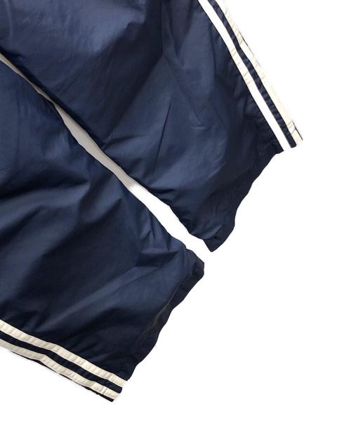 adidas（アディダス）adidas (アディダス) ナイロンパンツ ネイビー サイズ:Oの古着・服飾アイテム
