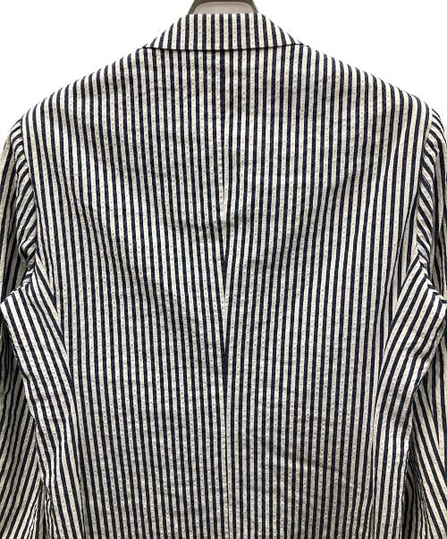 BEAMS F（ビームスエフ）BEAMS F (ビームスエフ) テーラードジャケット ホワイト×ネイビー サイズ:48の古着・服飾アイテム