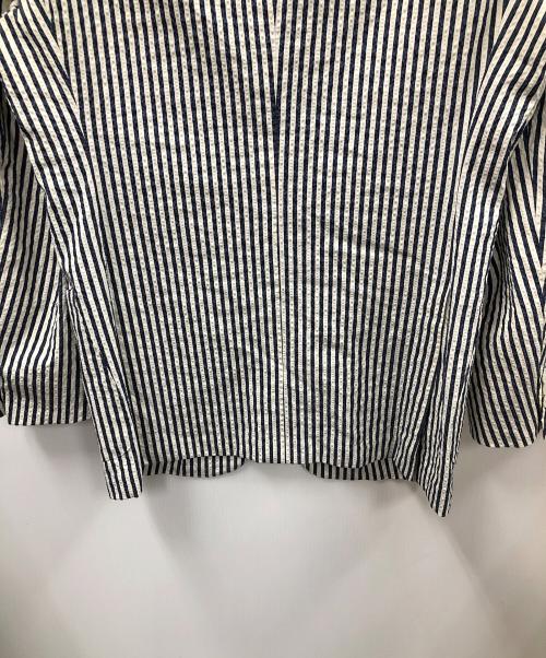 BEAMS F（ビームスエフ）BEAMS F (ビームスエフ) テーラードジャケット ホワイト×ネイビー サイズ:48の古着・服飾アイテム