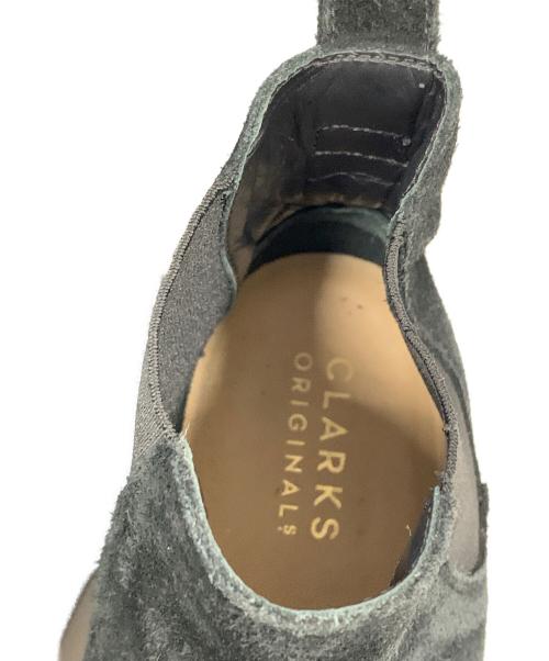 CLARKS（クラークス）CLARKS (クラークス) サイドゴアブーツ Desert Chelsea2（デザート チェルシー） ブラック サイズ:EU41 ½の古着・服飾アイテム