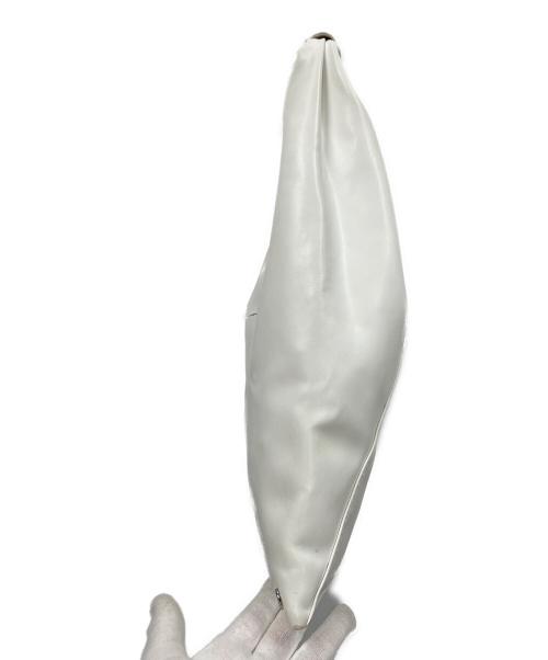 Maison Margiela（メゾンマルジェラ）Maison Margiela (メゾンマルジェラ) ハンドバッグ MM6 ホワイト サイズ:実寸サイズにてご確認ください。の古着・服飾アイテム