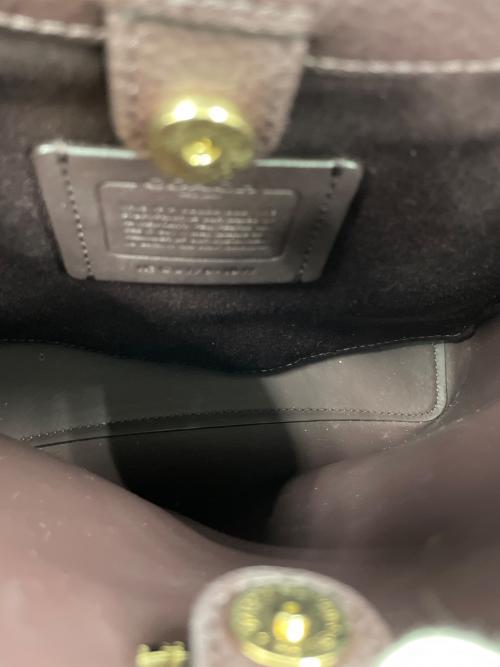COACH（コーチ）COACH (コーチ) 2WAYバッグ ハンドバッグ ショルダーバッグ ベージュ サイズ:実寸サイズにてご確認ください。の古着・服飾アイテム