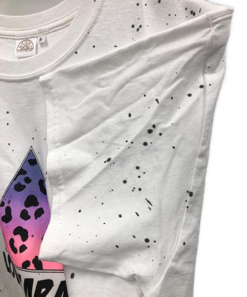 love ear art（ラブイヤーアート）love ear art (ラブイヤーアート) 半袖Tシャツ ホワイト サイズ:Lの古着・服飾アイテム