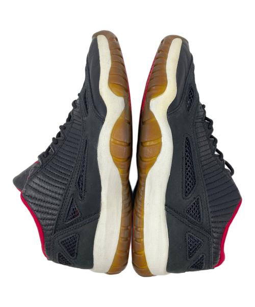 NIKE（ナイキ）NIKE (ナイキ) ローカットスニーカー AIR JORDAN 11 LOW（エア ジョーダン 11 ロー） ブラック×レッド サイズ:26㎝の古着・服飾アイテム