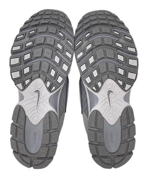 NIKE（ナイキ）NIKE (ナイキ) ローカットスニーカー V5 RNR グレー サイズ:27.5cmの古着・服飾アイテム