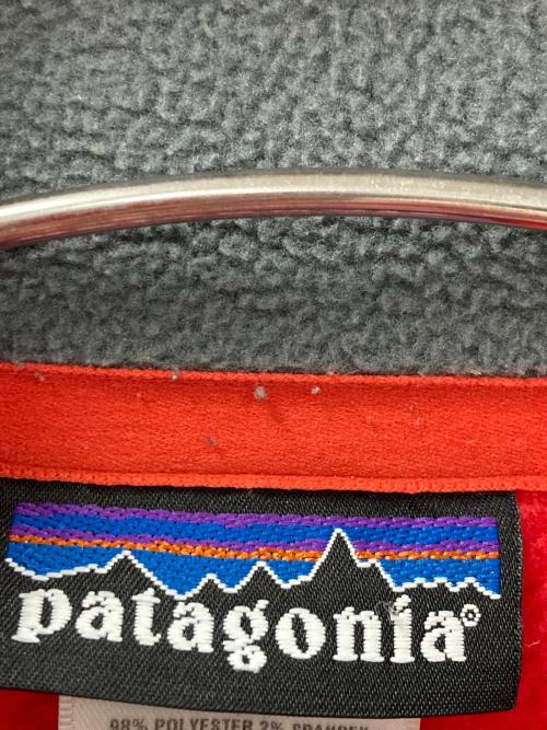Patagonia（パタゴニア）Patagonia (パタゴニア) フリースジャケット レギュレーター R2 ジャケット レッド サイズ:MEN'S Lの古着・服飾アイテム