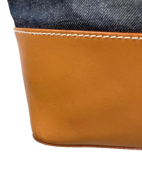 A.P.C.（アーペーセー）A.P.C. (アーペーセー) トートバッグ AXEL（アクセル） インディゴ×ブラウン サイズ:実寸サイズにてご確認ください。の古着・服飾アイテム