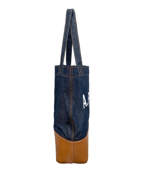 A.P.C.（アーペーセー）A.P.C. (アーペーセー) トートバッグ AXEL（アクセル） インディゴ×ブラウン サイズ:実寸サイズにてご確認ください。の古着・服飾アイテム