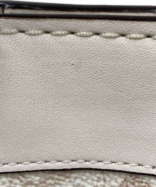 COACH（コーチ）COACH (コーチ) 2WAYバッグ ハンドバッグ ショルダーバッグ フィールド トート 22 シグネチャーキャンバス ホースアンドキャリッジプリント アイボリー×ベージュ サイズ:実寸サイズにてご確認ください。の古着・服飾アイテム