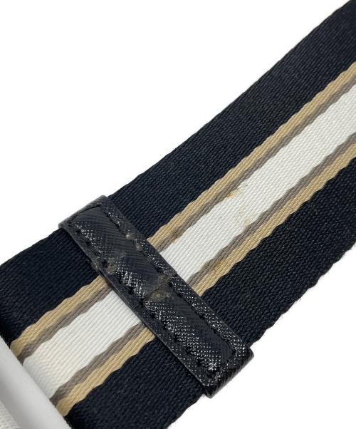 MARC JACOBS（マークジェイコブス）MARC JACOBS (マークジェイコブス) ショルダーバッグ ザ スナップ ショット アイボリー×ブラック サイズ:実寸サイズにてご確認ください。の古着・服飾アイテム