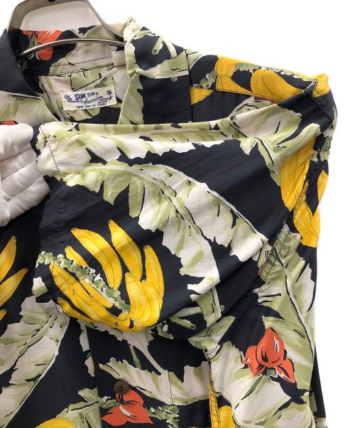 Sun Surf（サンサーフ）Sun Surf (サンサーフ) アロハシャツ ネイビー×イエロー サイズ:Mの古着・服飾アイテム
