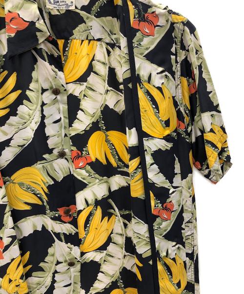 Sun Surf（サンサーフ）Sun Surf (サンサーフ) アロハシャツ ネイビー×イエロー サイズ:Mの古着・服飾アイテム