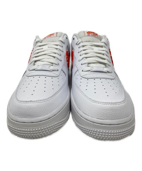 NIKE（ナイキ）NIKE (ナイキ) スニーカー Women's Air Force 1 Low 07 Essential  (ウィメンズ エアフォース1 ロー 07 エッセンシャル) ホワイト×オレンジ サイズ:28cmの古着・服飾アイテム