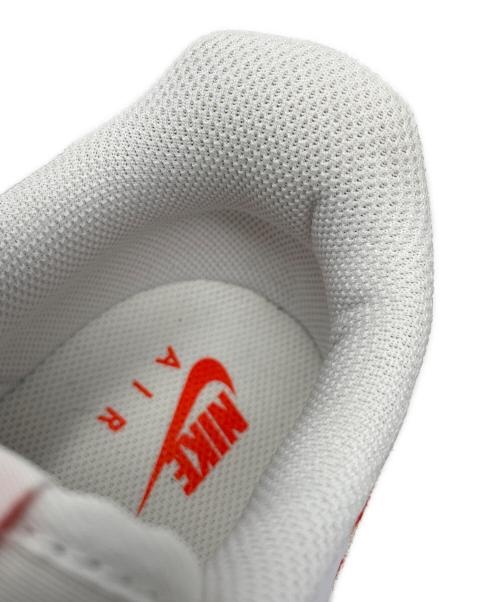 NIKE（ナイキ）NIKE (ナイキ) スニーカー Women's Air Force 1 Low 07 Essential  (ウィメンズ エアフォース1 ロー 07 エッセンシャル) ホワイト×オレンジ サイズ:28cmの古着・服飾アイテム