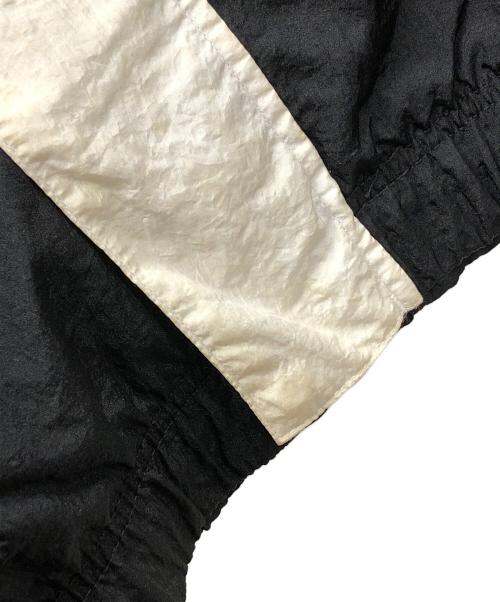NIKE（ナイキ）NIKE (ナイキ) ナイロンジャケット SWOOSH WOVEN JACKET (スウッシュ ウーブン ジャケット) レッド×ブラック サイズ:XXLの古着・服飾アイテム