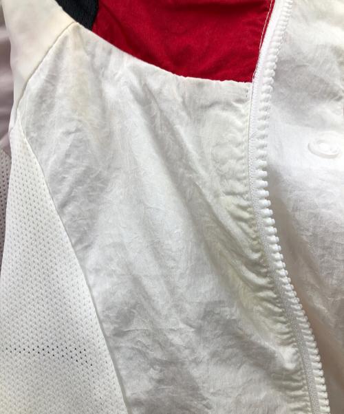 NIKE（ナイキ）NIKE (ナイキ) ナイロンジャケット SWOOSH WOVEN JACKET (スウッシュ ウーブン ジャケット) レッド×ブラック サイズ:XXLの古着・服飾アイテム