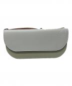 LOEWEロエベ）の古着「長財布 ゲート コンチネンタルウォレット」｜ホワイト×オフホワイト