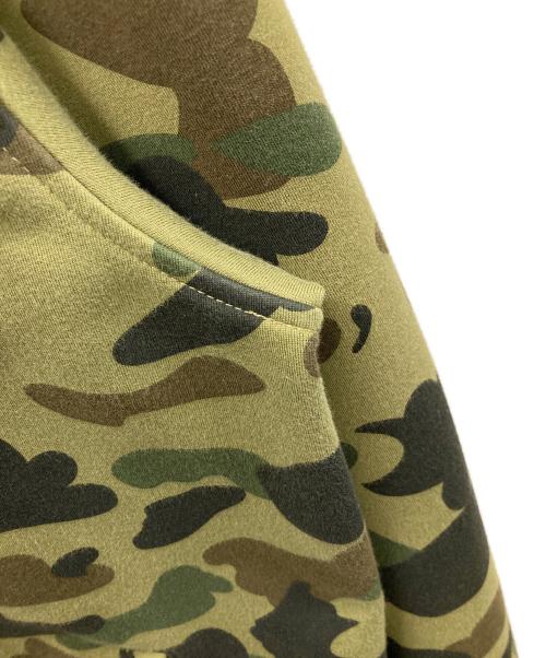 A BATHING APE（アベイシングエイプ）A BATHING APE (アベイシングエイプ) ジップパーカー 1ST CAMO WINDSTOPPER SHARK HOODIE（ファースト カモ ウインドストッパー シャーク フーディ） オリーブ サイズ:XLの古着・服飾アイテム