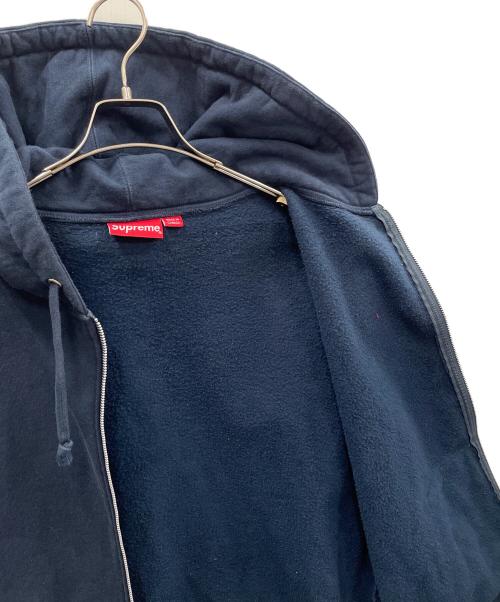 SUPREME（シュプリーム）SUPREME (シュプリーム) ジップパーカー Small Box Zip Up Hooded Sweatshirt（スモール ボックス ジップ アップ フーデッド スウェットシャツ） ネイビー サイズ:Mediumの古着・服飾アイテム