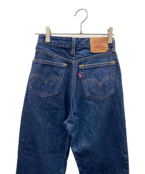 LEVI'S（リーバイス）LEVI'S (リーバイス) デニムパンツ インディゴ サイズ:W27 L29の古着・服飾アイテム