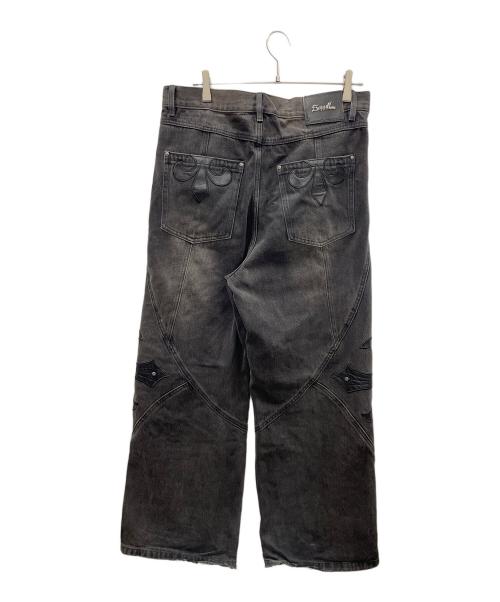 SUPPLIER（サプライヤー）SUPPLIER (サプライヤー) バギージーンズ Cross Leather Patch Baggy Denim Pants（クロス レザー パッチ バギー デニム パンツ） グレー サイズ:Lの古着・服飾アイテム