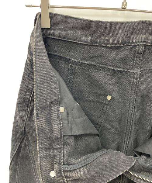 SUPPLIER（サプライヤー）SUPPLIER (サプライヤー) バギージーンズ Cross Leather Patch Baggy Denim Pants（クロス レザー パッチ バギー デニム パンツ） グレー サイズ:Lの古着・服飾アイテム
