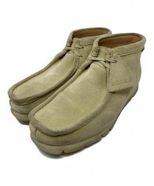 CLARKS×BEAMS（クラークス×ビームス）の古着「ブーツ スウェード WALLABEE BT BGTX（ワラビー ブーツ ゴアテックス）」｜カーキ
