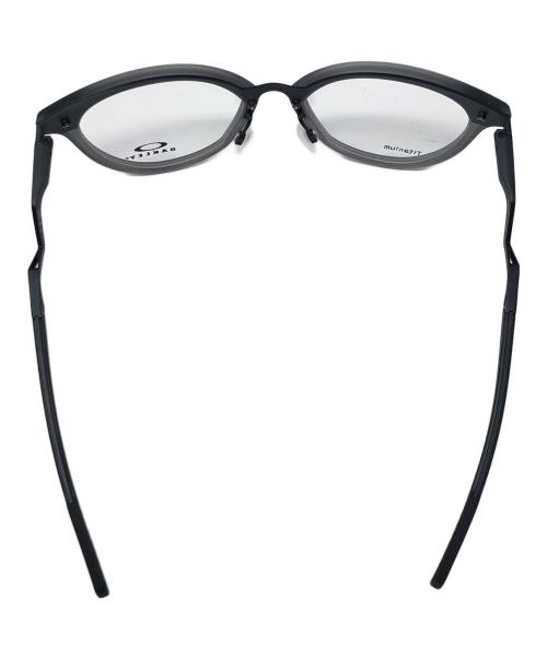 OAKLEY（オークリー）OAKLEY (オークリー) メガネフレーム Cognitive R (コグニティブ R) サテン グレイ スモーク サイズ:137の古着・服飾アイテム