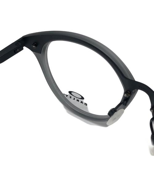 OAKLEY（オークリー）OAKLEY (オークリー) メガネフレーム Cognitive R (コグニティブ R) サテン グレイ スモーク サイズ:137の古着・服飾アイテム