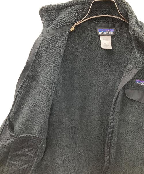 Patagonia（パタゴニア）Patagonia (パタゴニア) フリースジャケット ウィメンズ フルジップ リツール ジャケット ブラック サイズ:WOMEN'S Sの古着・服飾アイテム